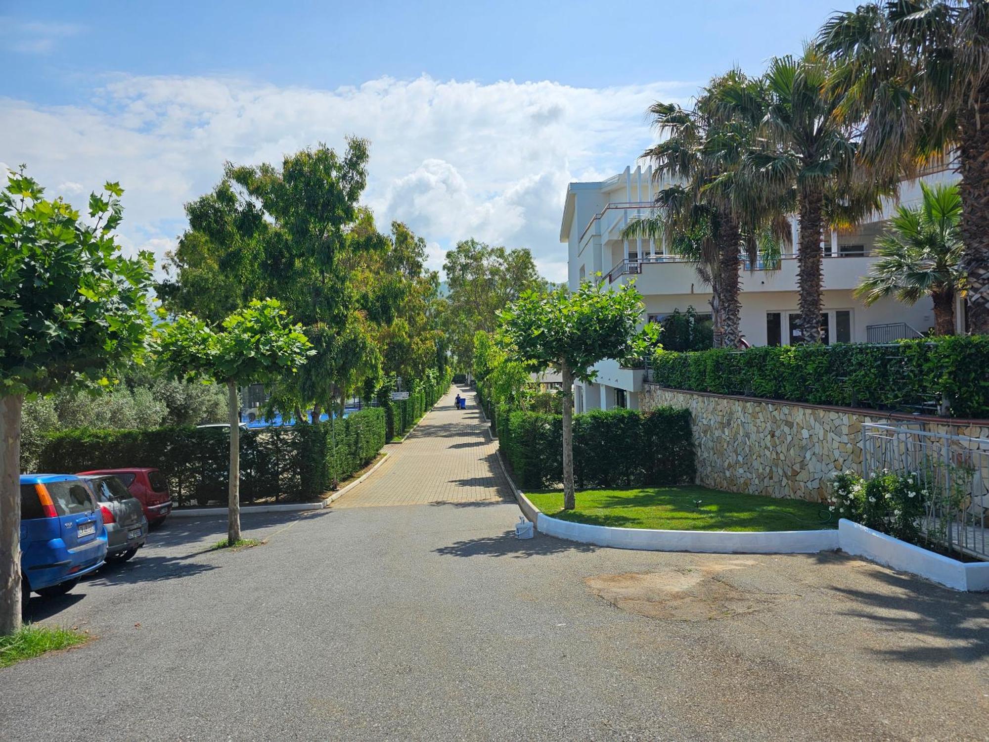 Suite Hotel Dominicus Grisolia Exterior photo