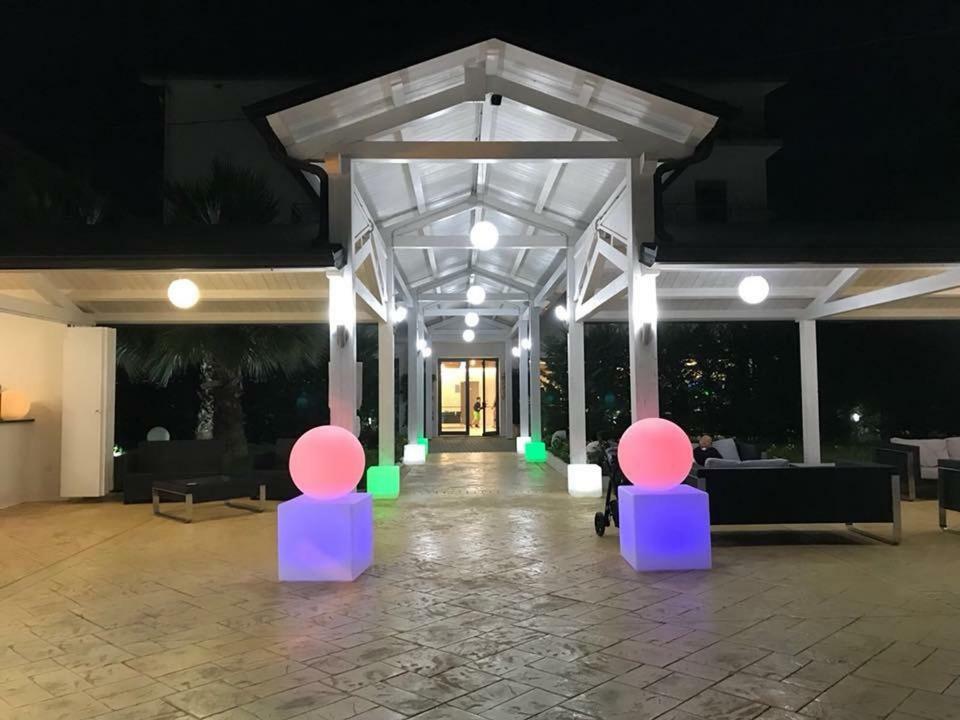 Suite Hotel Dominicus Grisolia Exterior photo